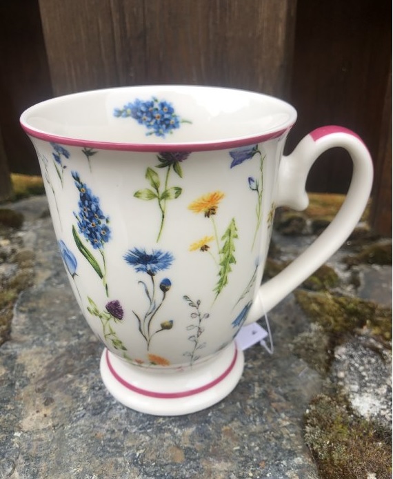 Porcelánový hrnek 300 ml  květy